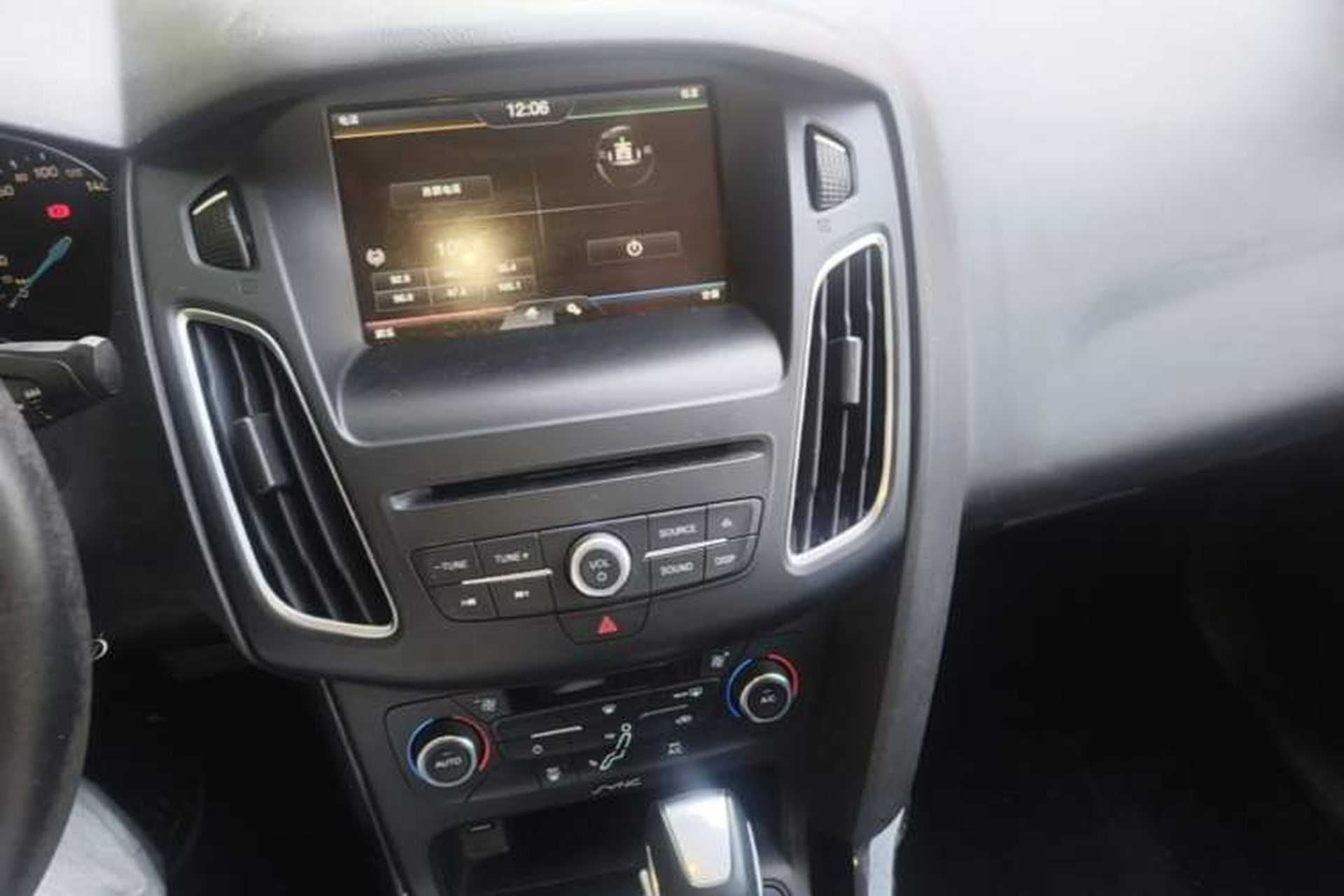 Used Ford Focus 2015 Sedan EcoBoost 180 Automatic Elite Model Audio And AC Panel
