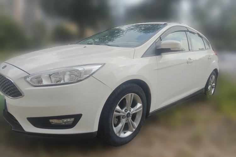 Used Ford Focus 2015 Hatchback 1.6L Automatic Comfort Model Guazi used car, China used car export, Used car for sale, Used cars, Cheapest cars for sale
