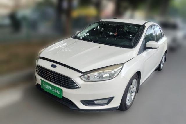 Gebrauchter Ford Focus 2015 Sedan 1.6L Automatic Comfort Model