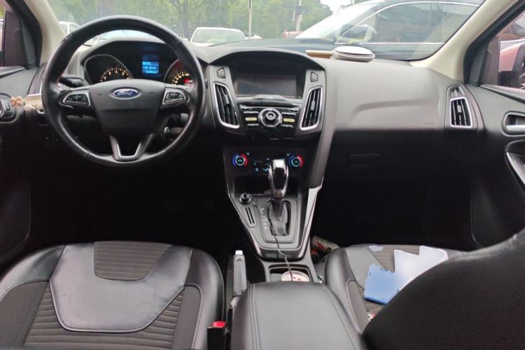 Used Ford Focus 2015 Sedan 1.6L Automatic Trend Model Center Console