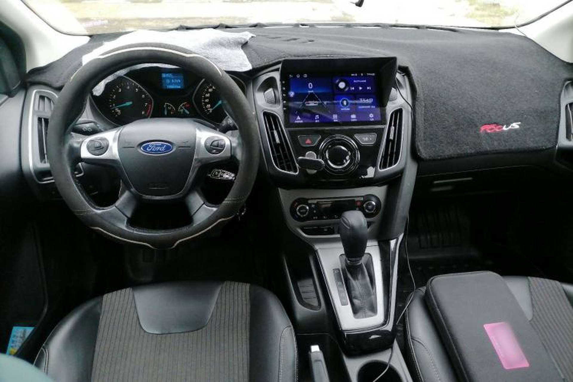 Used Ford Focus 2015 Sedan 1.6L Automatic Trend Model Center Console