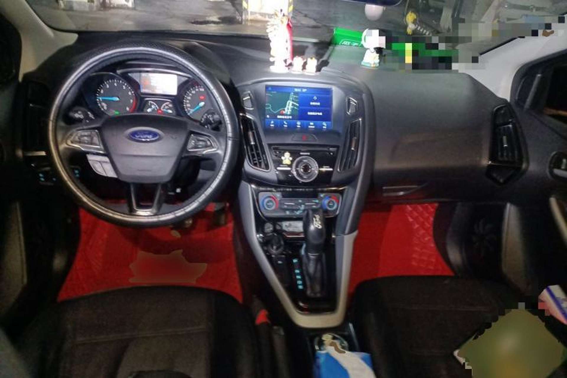 Used Ford Focus 2015 Hatchback EcoBoost 180 Automatic Sport Model Center Console