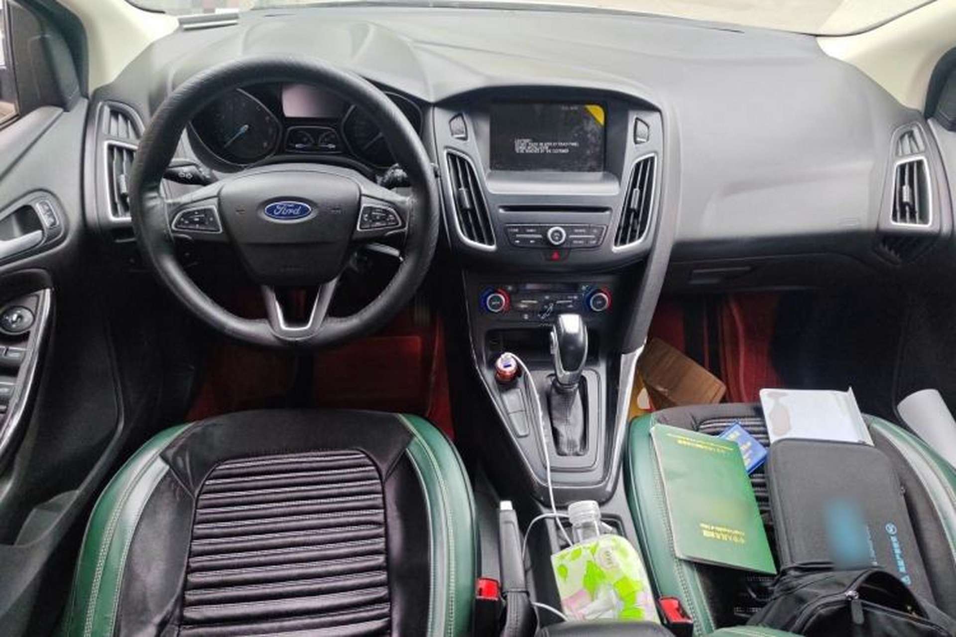Used Ford Focus 2015 Hatchback EcoBoost 180 Automatic Elite Model Center Console