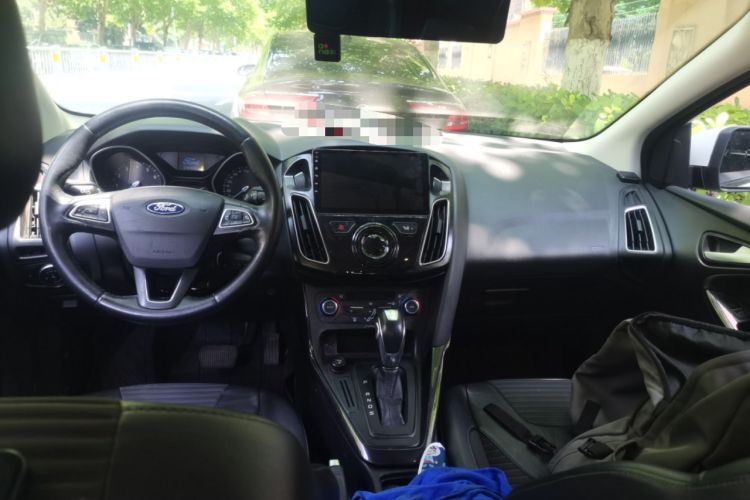 Used Ford Focus 2015 Sedan 1.6L Automatic Trend Model Center Console