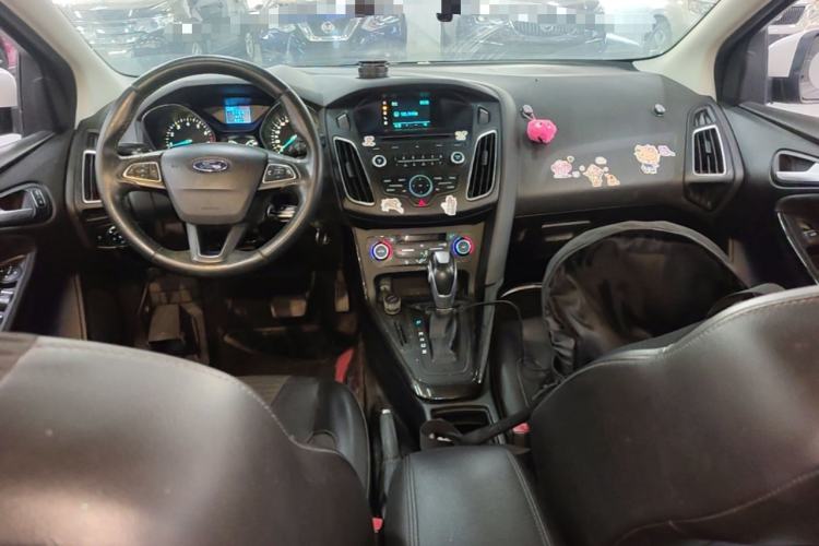 Used Ford Focus 2015 Sedan 1.6L Automatic Trend Model Center Console