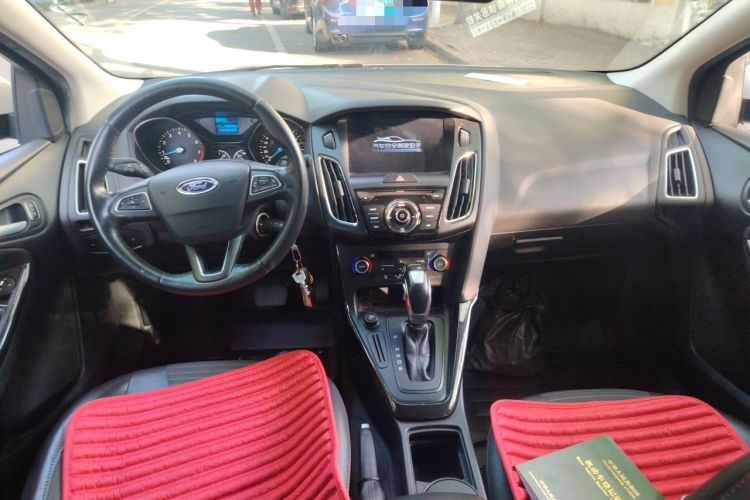 Used Ford Focus 2015 Sedan 1.6L Automatic Trend Model Center Console
