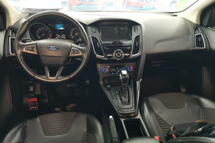 Used Ford Focus 2015 Sedan 1.6L Automatic Trend Model Center Console