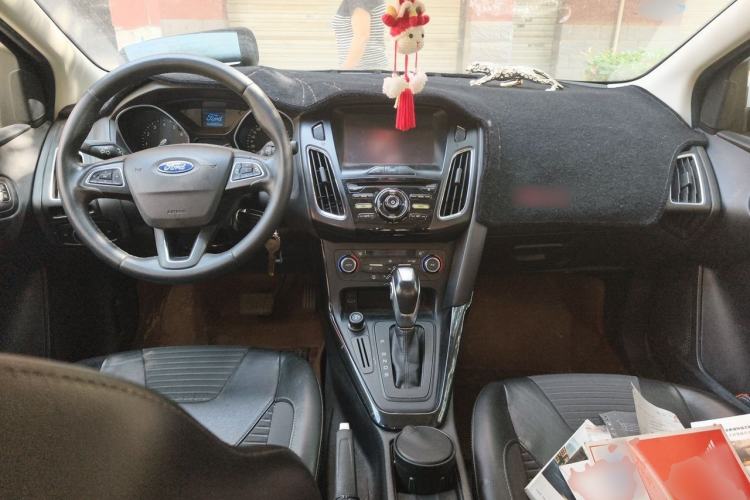 Used Ford Focus 2015 Sedan 1.6L Automatic Trend Model Center Console