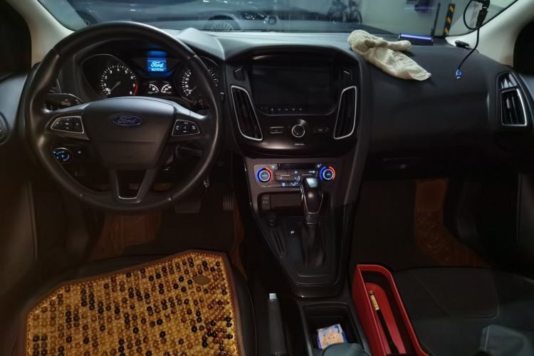 Used Ford Focus 2015 Sedan 1.6L Automatic Trend Model Center Console