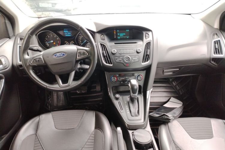 Used Ford Focus 2015 Sedan 1.6L Automatic Trend Model Center Console