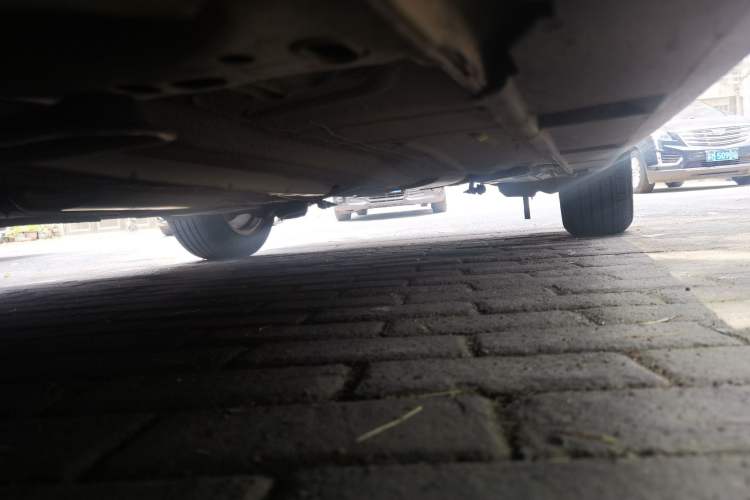 Used Ford Focus 2015 Sedan EcoBoost 125 Manual – Ultra-Style Edition Chassis Front Left