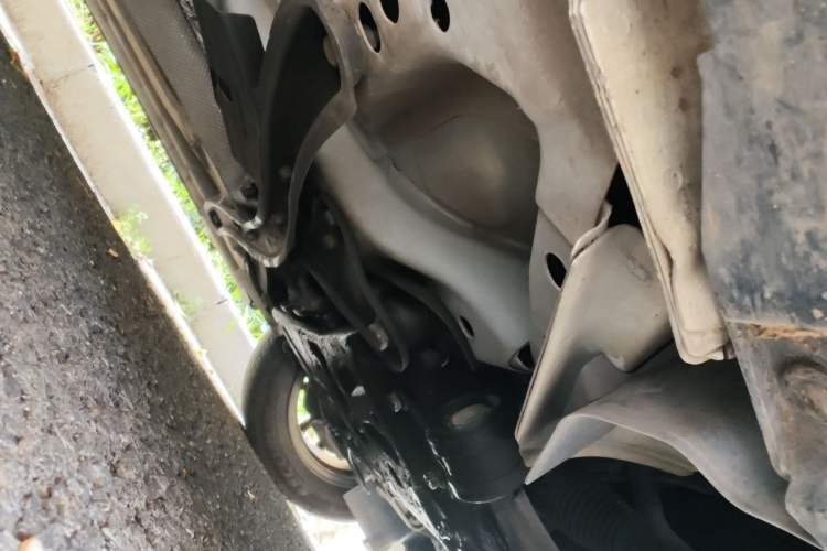 Used Ford Focus 2015 Sedan 1.6L Automatic Trend Model Chassis Front Right