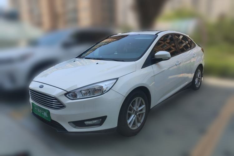 Używany Ford Focus 2015 Sedan 1.6L Automatic Trend Model Guazi used car, China used car export, Used car for sale, Used  cars, Cheapest cars for sale