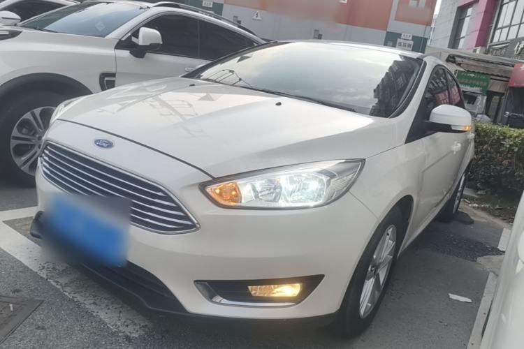Used Ford Focus 2015 Sedan 1.6L Automatic Trend Model Guazi used car, China used car export, Used car for sale, Used  cars, Cheapest cars for sale