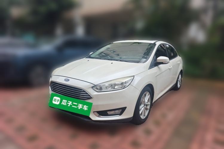 Ojetý Ford Focus 2015 Sedan EcoBoost 125 Automatic Supreme Style Edition Guazi used car, China used car export, Used car for sale, Used cars, Cheapest cars for sale