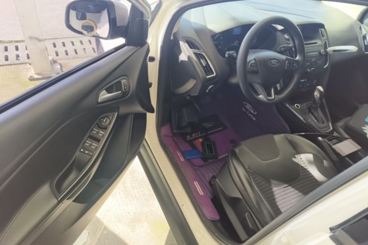 Used Ford Focus 2015 Sedan 1.6L Automatic Trend Model Driver Seat