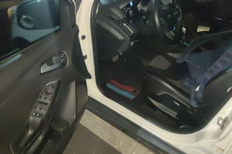 Used Ford Focus 2015 Sedan 1.6L Automatic Trend Model Driver Seat