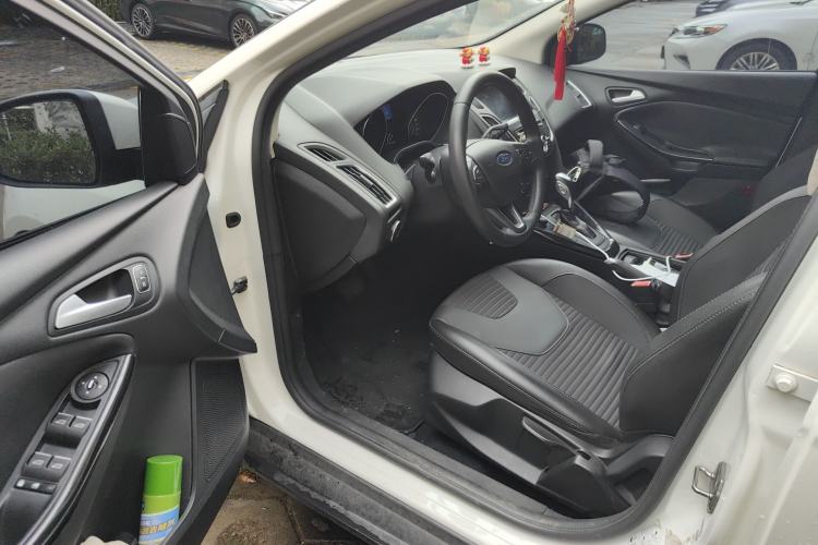 Used Ford Focus 2015 Sedan 1.6L Automatic Trend Model Driver Seat