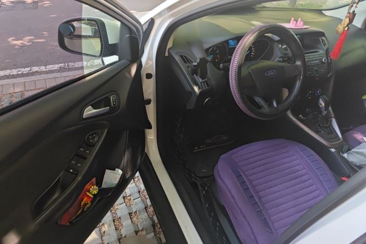 Used Ford Focus 2015 Hatchback 1.6L Automatic Comfort Model Driver Seat