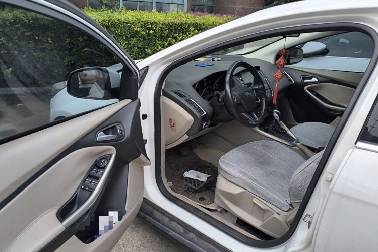 Used Ford Focus 2015 Hatchback EcoBoost 180 Automatic Elite Model Driver Seat