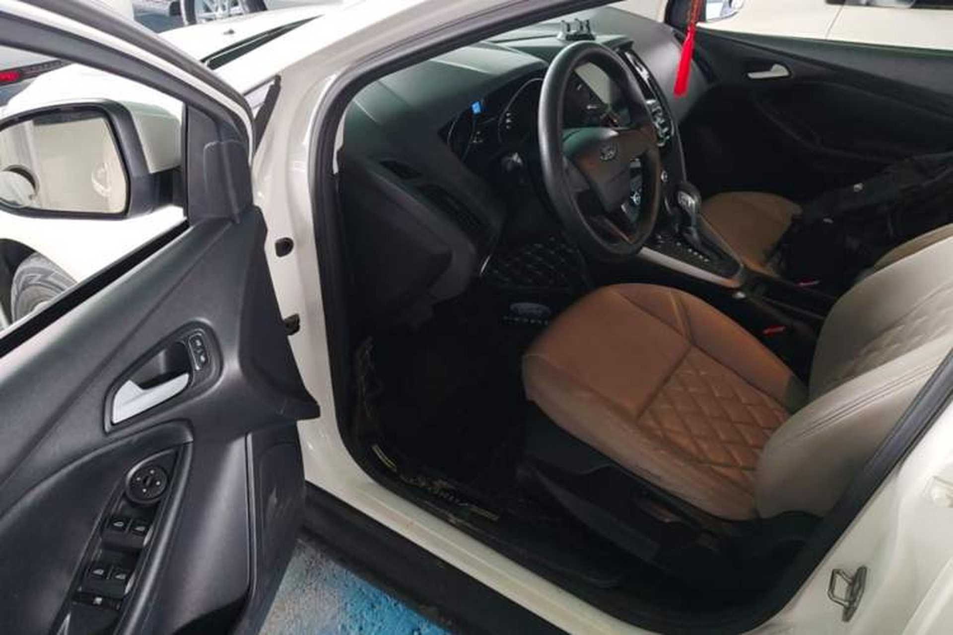 Used Ford Focus 2015 Hatchback 1.6L Automatic Comfort Model Driver Seat