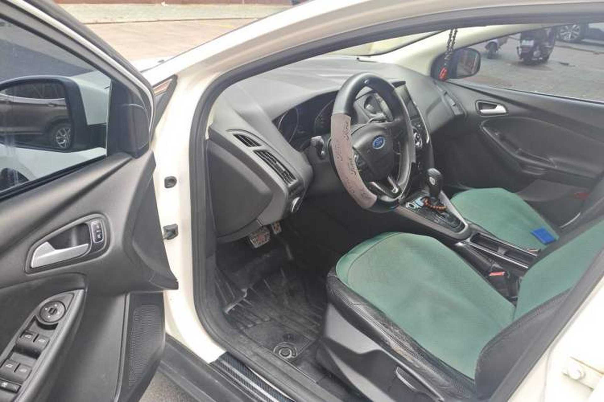 Used Ford Focus 2015 Hatchback 1.6L Automatic Comfort Model Driver Seat