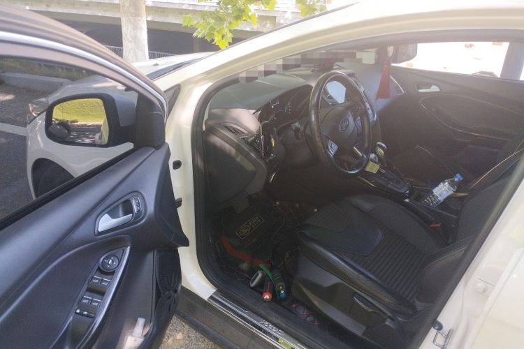 Used Ford Focus 2015 Hatchback EcoBoost 180 Automatic Elite Model Driver Seat