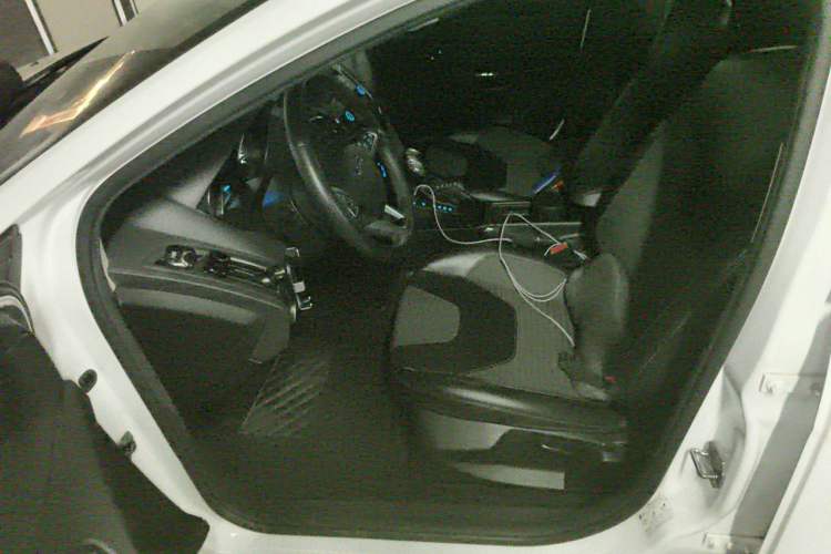 Used Ford Focus 2015 Sedan 1.6L Automatic Trend Model Driver Seat
