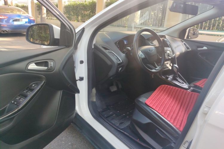 Used Ford Focus 2015 Sedan 1.6L Automatic Trend Model Driver Seat
