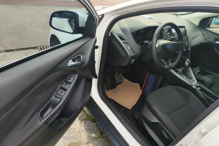Used Ford Focus 2015 Hatchback 1.6L Automatic Comfort Model Driver Seat