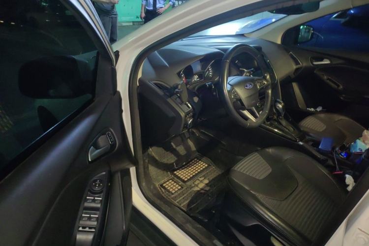Used Ford Focus 2015 Hatchback EcoBoost 180 Automatic Elite Model Driver Seat