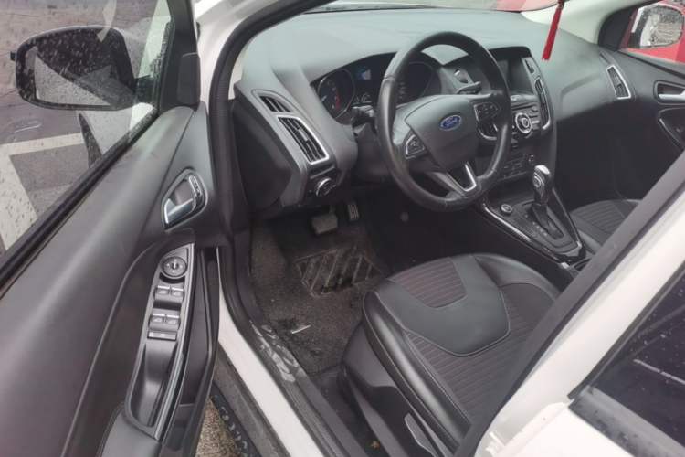 Used Ford Focus 2015 Sedan 1.6L Automatic Trend Model Driver Seat