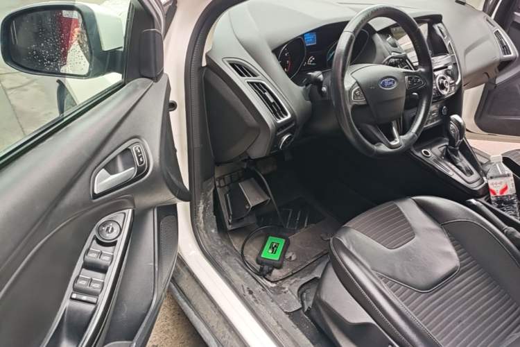 Used Ford Focus 2015 Sedan 1.6L Automatic Trend Model Driver Seat