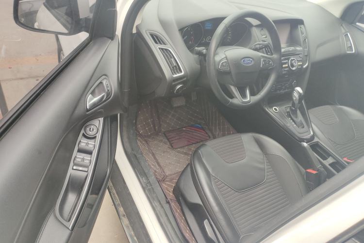Used Ford Focus 2015 Sedan 1.6L Automatic Trend Model Driver Seat