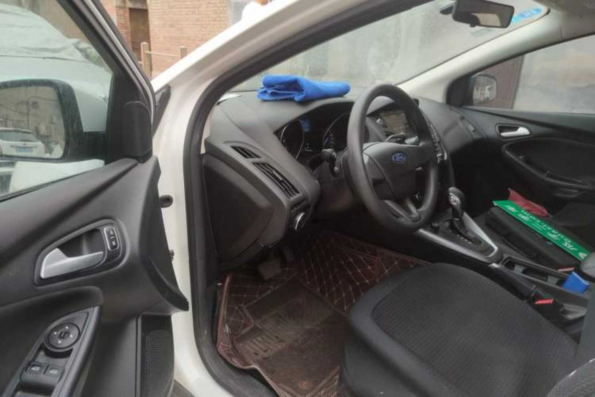 Used Ford Focus 2015 Hatchback 1.6L Automatic Comfort Model Driver Seat