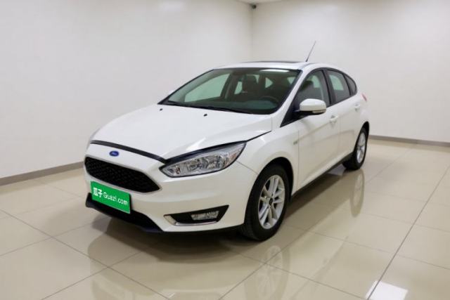 Ojetý Ford Focus 2015 Hatchback 1.6L Automatic Fashion Edition