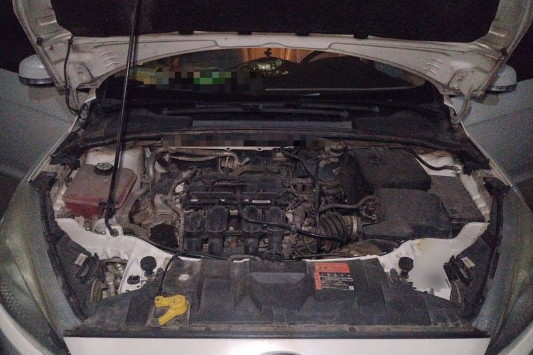 Used Ford Focus 2015 Sedan 1.6L Automatic Comfort Model Engine Bay