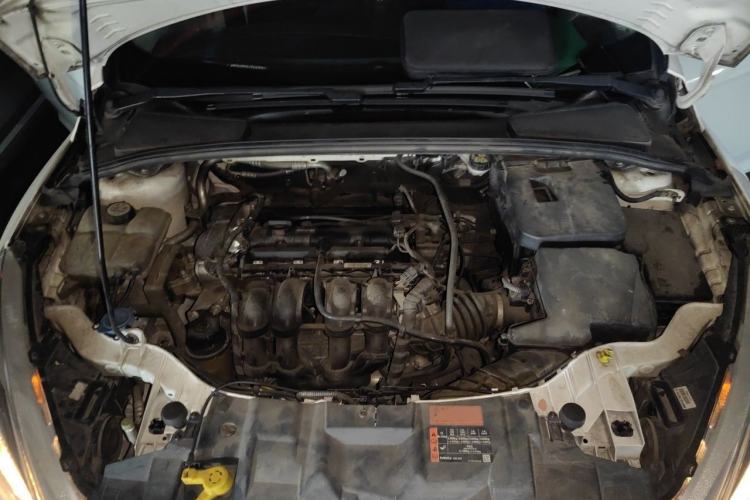 Used Ford Focus 2015 Hatchback 1.6L Manual Fashion Edition Engine Bay