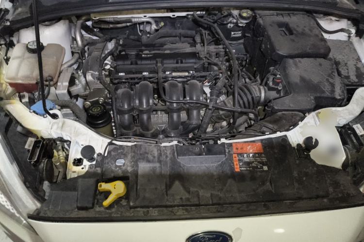 Used Ford Focus 2015 Sedan 1.6L Automatic Comfort Model Engine Bay