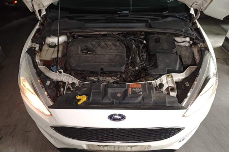 Used Ford Focus 2015 Hatchback EcoBoost 180 Automatic Elite Model Engine Bay
