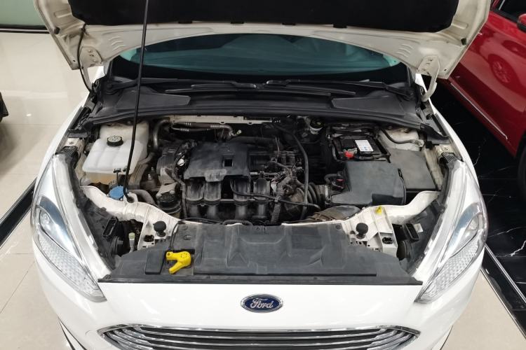 Used Ford Focus 2015 Sedan 1.6L Manual Fashion Edition Engine Bay