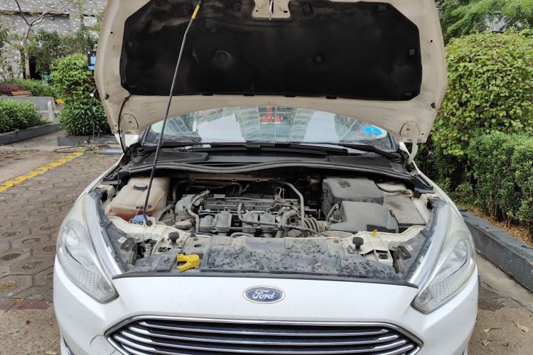 Used Ford Focus 2015 Sedan 1.6L Automatic Trend Model Engine Bay
