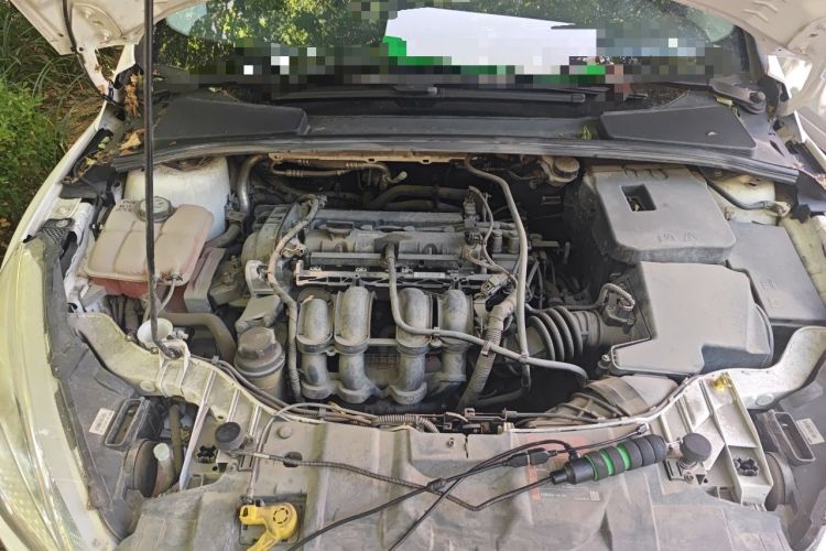 Used Ford Focus 2015 Hatchback 1.6L Automatic Comfort Model Engine Bay