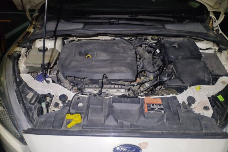 Used Ford Focus 2015 Hatchback EcoBoost 180 Automatic Elite Model Engine Bay