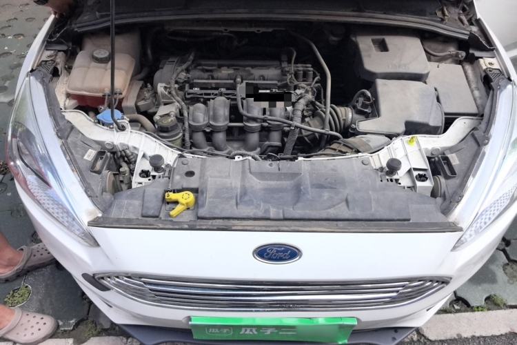 Used Ford Focus 2015 Sedan 1.6L Manual Comfort Model Engine Bay