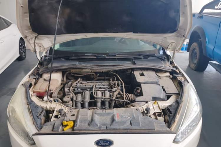 Used Ford Focus 2015 Sedan 1.6L Automatic Trend Model Engine Bay