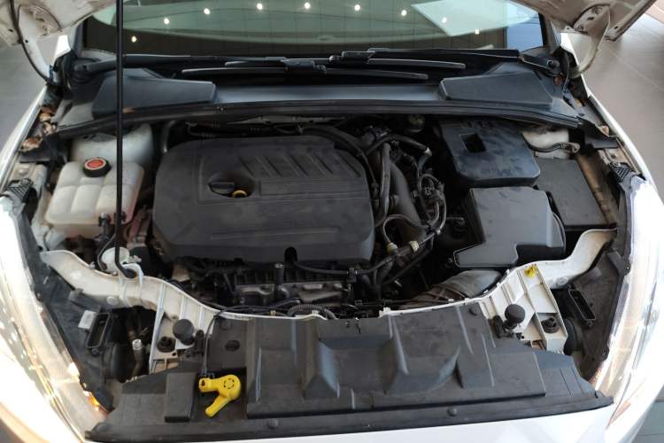 Used Ford Focus 2015 Sedan EcoBoost 180 Automatic Elite Model Engine Bay