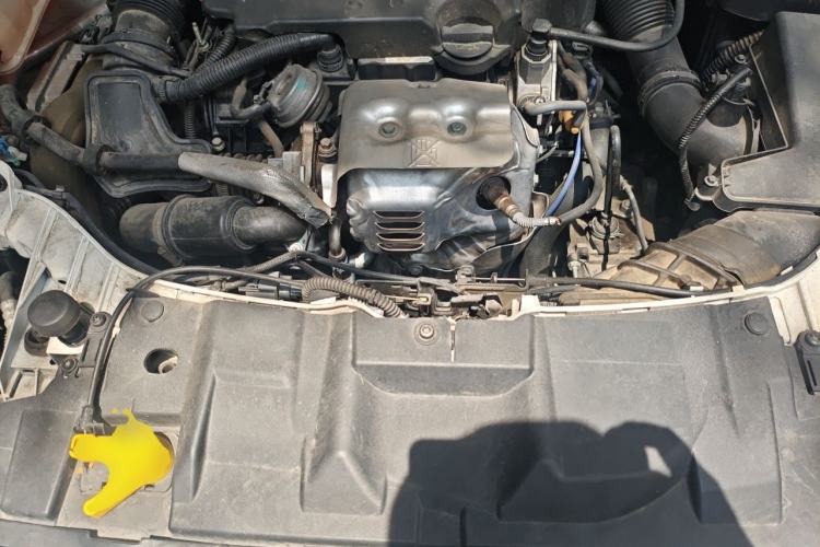 Used Ford Focus 2015 Hatchback EcoBoost 125 Automatic Supreme Style Edition Engine Bay
