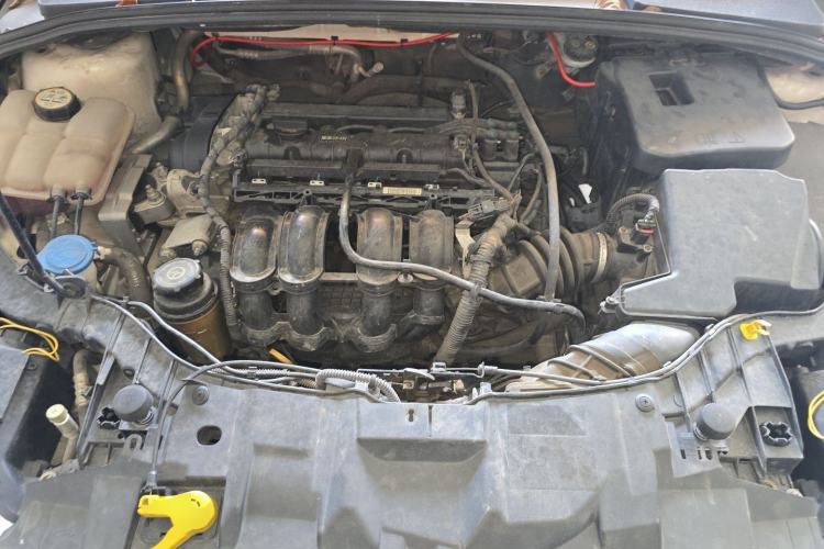 Used Ford Focus 2015 Hatchback 1.6L Automatic Comfort Model Engine Bay