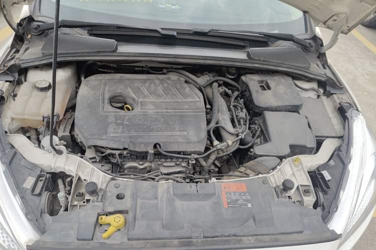 Used Ford Focus 2015 Sedan EcoBoost 180 Automatic Elite Model Engine Bay